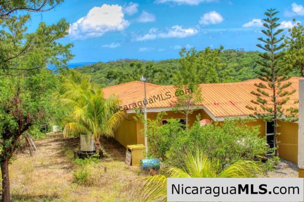 Playa Yankee Oceanview 3 Bedroom Home - Image 2