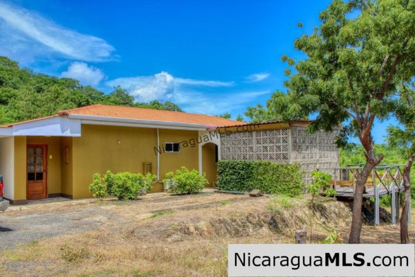 Playa Yankee Oceanview 3 Bedroom Home - Image 8