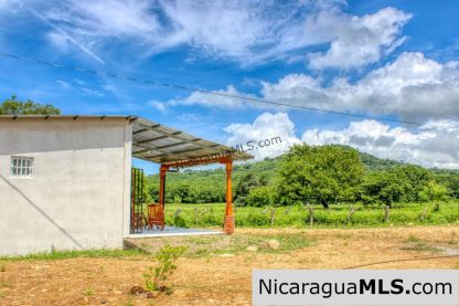 Pastoral Near Acre with New Casita House Near Playa Maderas