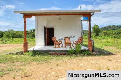 Pastoral Near Acre with New Casita House Near Playa Maderas
