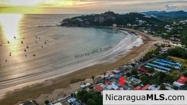 Beachfront Corner In Town Exceptionally Large Commercial Property - Image 12