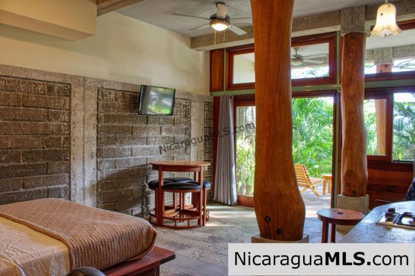 Talanguera Townhomes Garden Level Studio #302 - Image 16