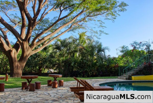 Talanguera Townhomes Garden Level Studio #302 - Image 6