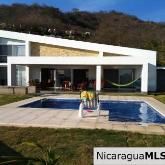 Oceanview Home at Lomas de Palermo