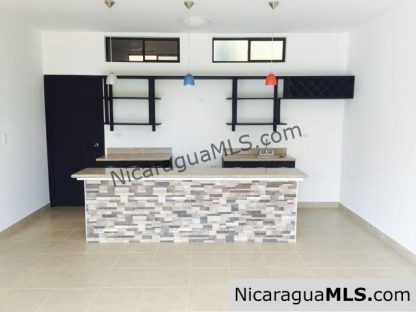 2 Bedroom House with Shared Pool