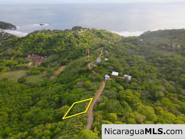 Vista Cinco Bahias lot 20 at Playa Maderas, north of San Juan del Sur - Image 5