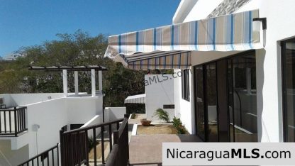 2 Bedroom House with Shared Pool