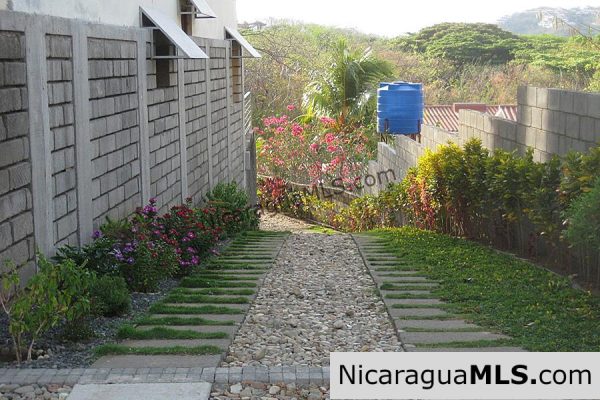 Two Bedroom Townhome La Talanguera San Juan del Sur - Image 9