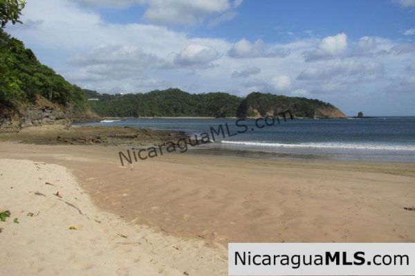 Beachfront Property Near San Juan del Sur - Image 2