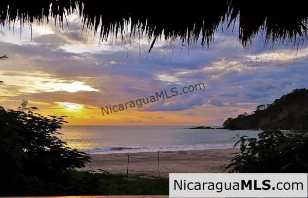 Marsella Beachfront Opportunity - Image 4