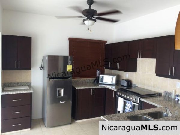 Vista Miramar 3br with Pool - Image 5