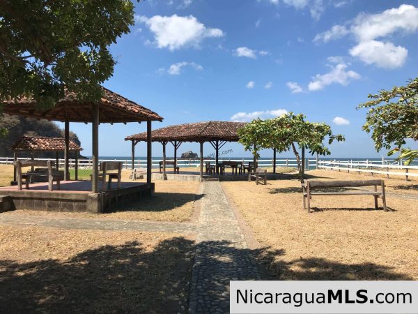 Country house in Bosques del Mar. - Image 3