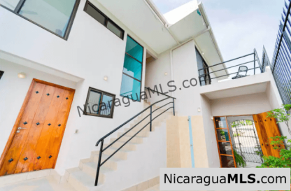 Casa Dos Vistas in Pacific Breezes