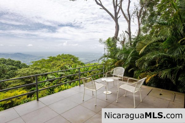 4 Bedrooms house, Mona Gaia in Mombacho, Granada. - Image 9