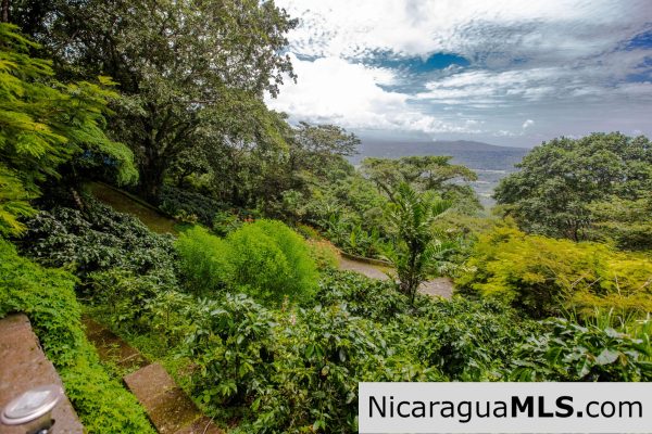 4 Bedrooms house, Mona Gaia in Mombacho, Granada. - Image 10