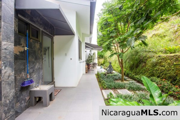 4 Bedrooms house, Mona Gaia in Mombacho, Granada. - Image 11