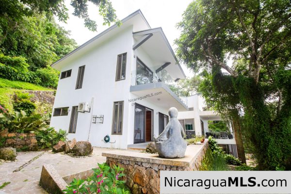 4 Bedrooms house, Mona Gaia in Mombacho, Granada. - Image 4