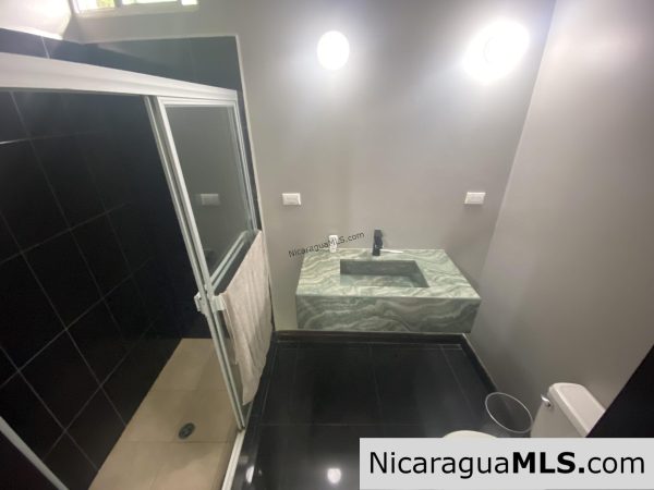 Elegant living with whitewater bay views! - Image 19