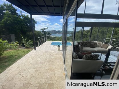 Elegant living with whitewater bay views!