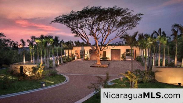 Guacalito resale lot at 1/3 of original developer price! - Image 3