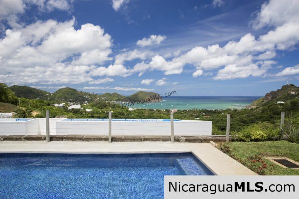 Stunning Oceanview Modern Home - Image 7