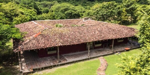 Spanish Traditional Hacienda. On 5 acres