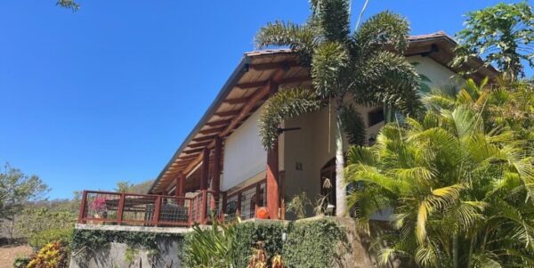 Beautiful New Home in Lomas de Palermo, San Juan del Sur