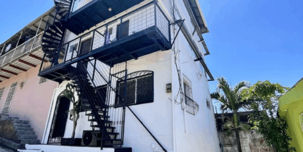 Beach View 3-Unit Studio Apartment Building