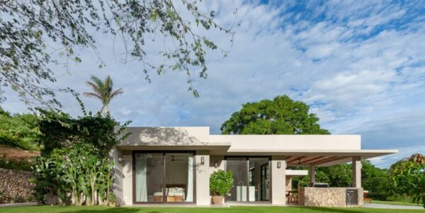 Casa Grillo - Sustainable Luxury on 1.5 Acres - Image 2