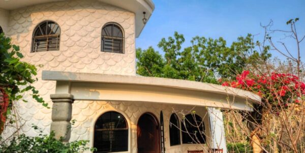 Sanctuary in Camino del Sol: A Nature Lover's Dream - Image 2
