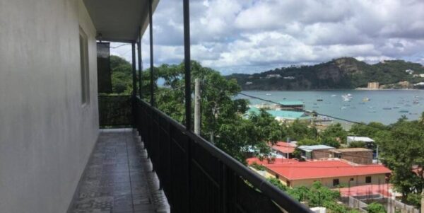 Apartment Complex With Ocean Views and Walking Distance - Image 2