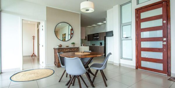 Casa Cielo y Mar, a beautifully renovated home - Image 3