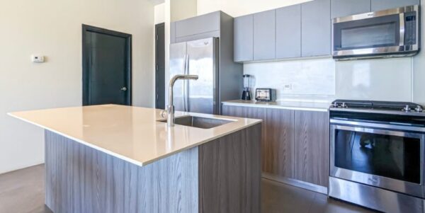Upscale Ocean View Condo In An Unbeatable Location - Image 4
