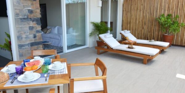 Luxury Living at El Sol #3, a Stunning Two-Bedroom Ocean - Image 4