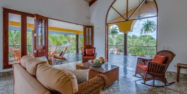 9-Bedroom Luxury Villa in La Talanguera - Image 5