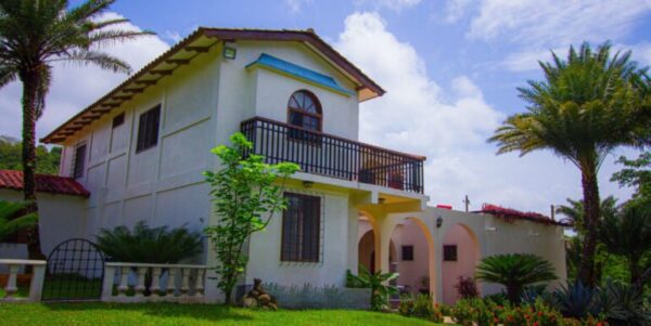 Finca Conuco: A 243 acres Tranquil Hacienda with Majestic Views - Image 5