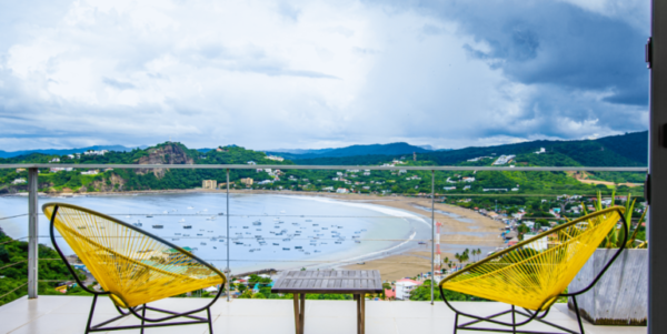 Casa Cielo y Mar, a beautifully renovated home - Image 7