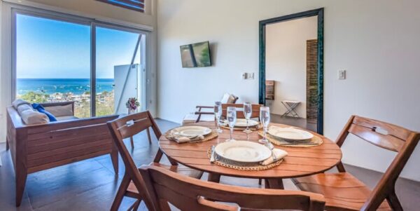 Upscale Ocean View Condo In An Unbeatable Location - Image 8