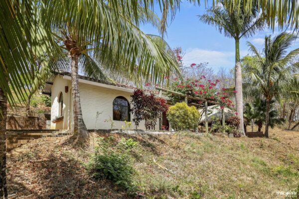 One Bedroom on One Acre in San Juan Del Sur, Nicaragua - Image 9