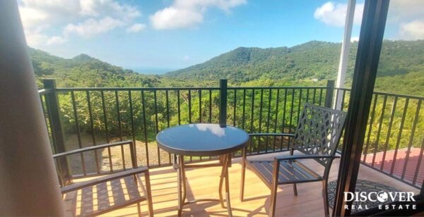 Escape to Your Own Private Retreat - Black Pearl Studio - Image 10