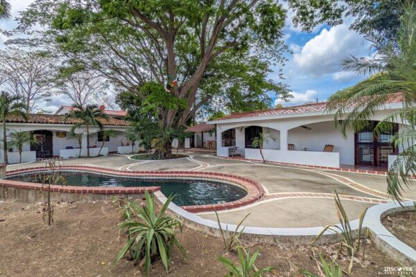Live, Rent, Relax! | Multi-Unit Property with Pool - Image 7