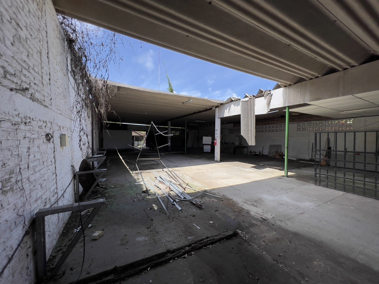 Business Location with Commercial Land Along the PanAmerican Highway - Image 16