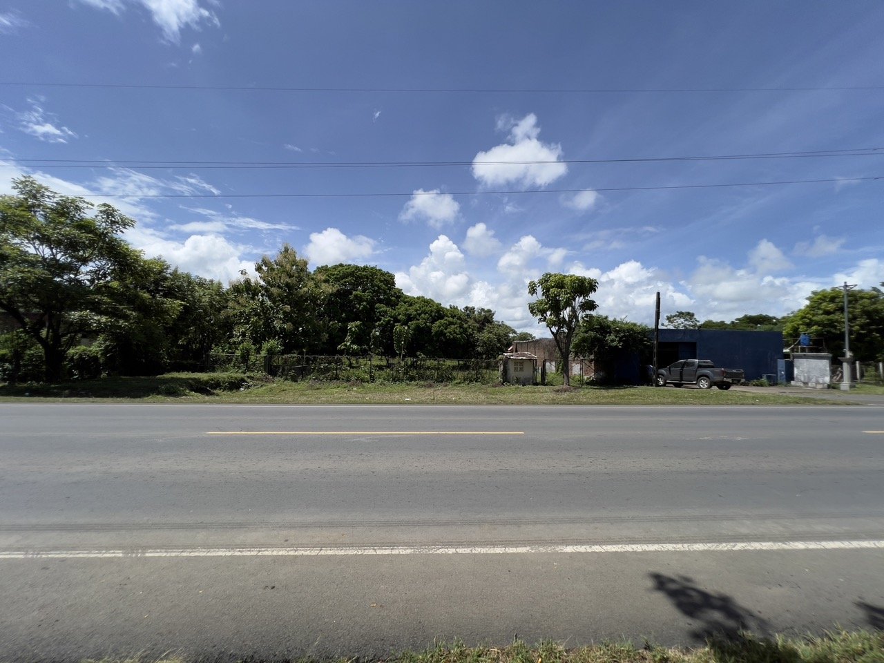 Business Location with Commercial Land Along the PanAmerican Highway - Image 47