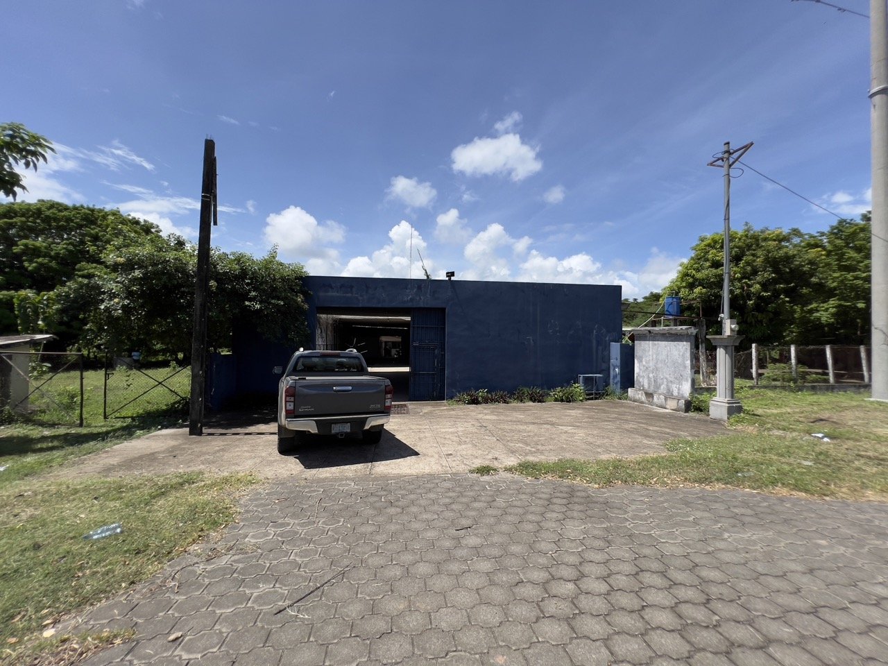 Business Location with Commercial Land Along the PanAmerican Highway - Image 11