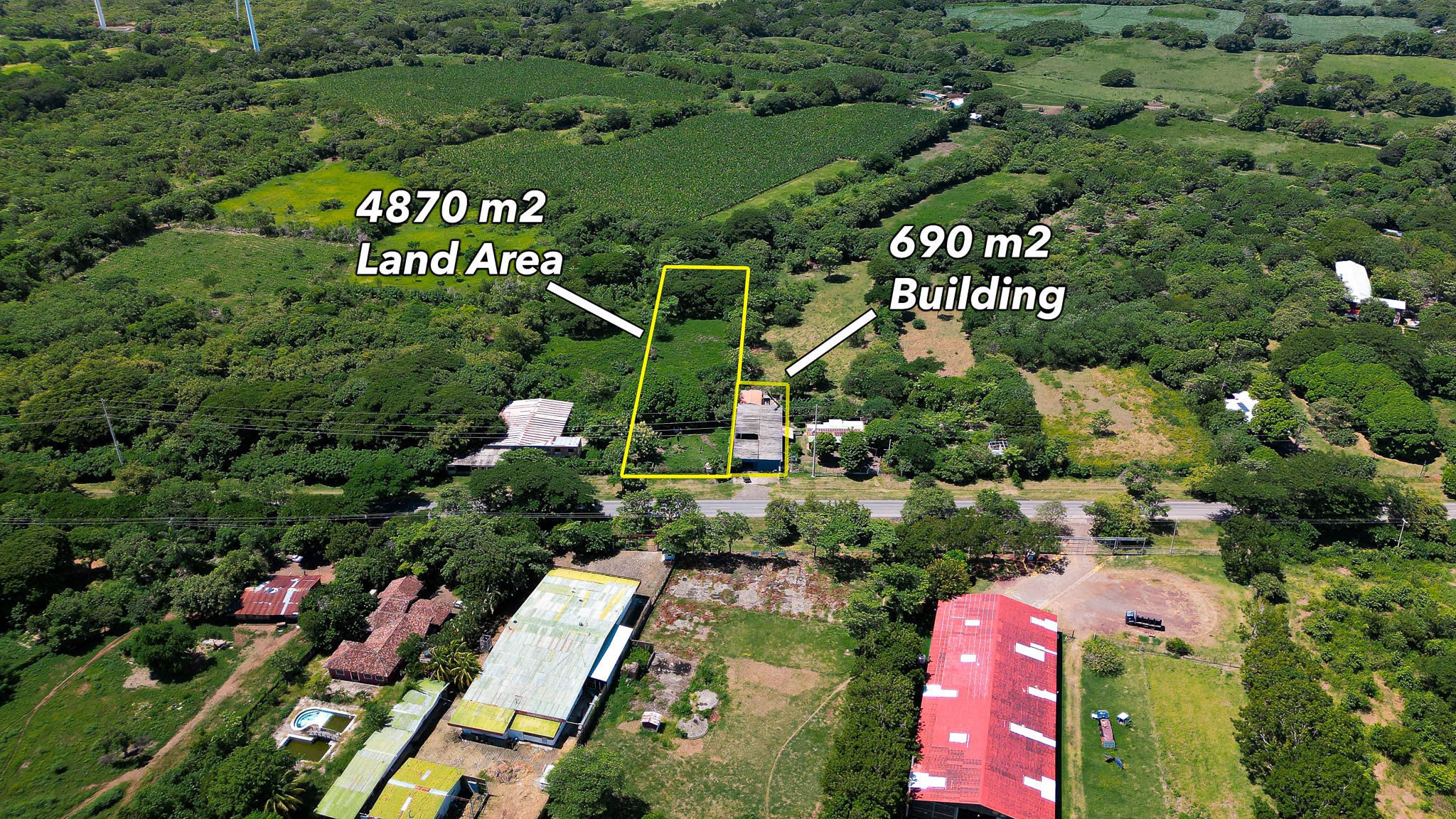 Business Location with Commercial Land Along the PanAmerican Highway - Image 9