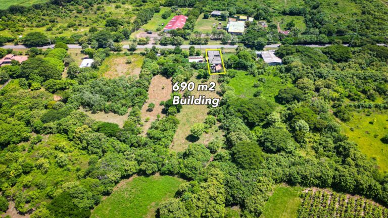 🎉 Price Slashed! Transformative Commercial Opportunity on PanAmerican Highway 🚀