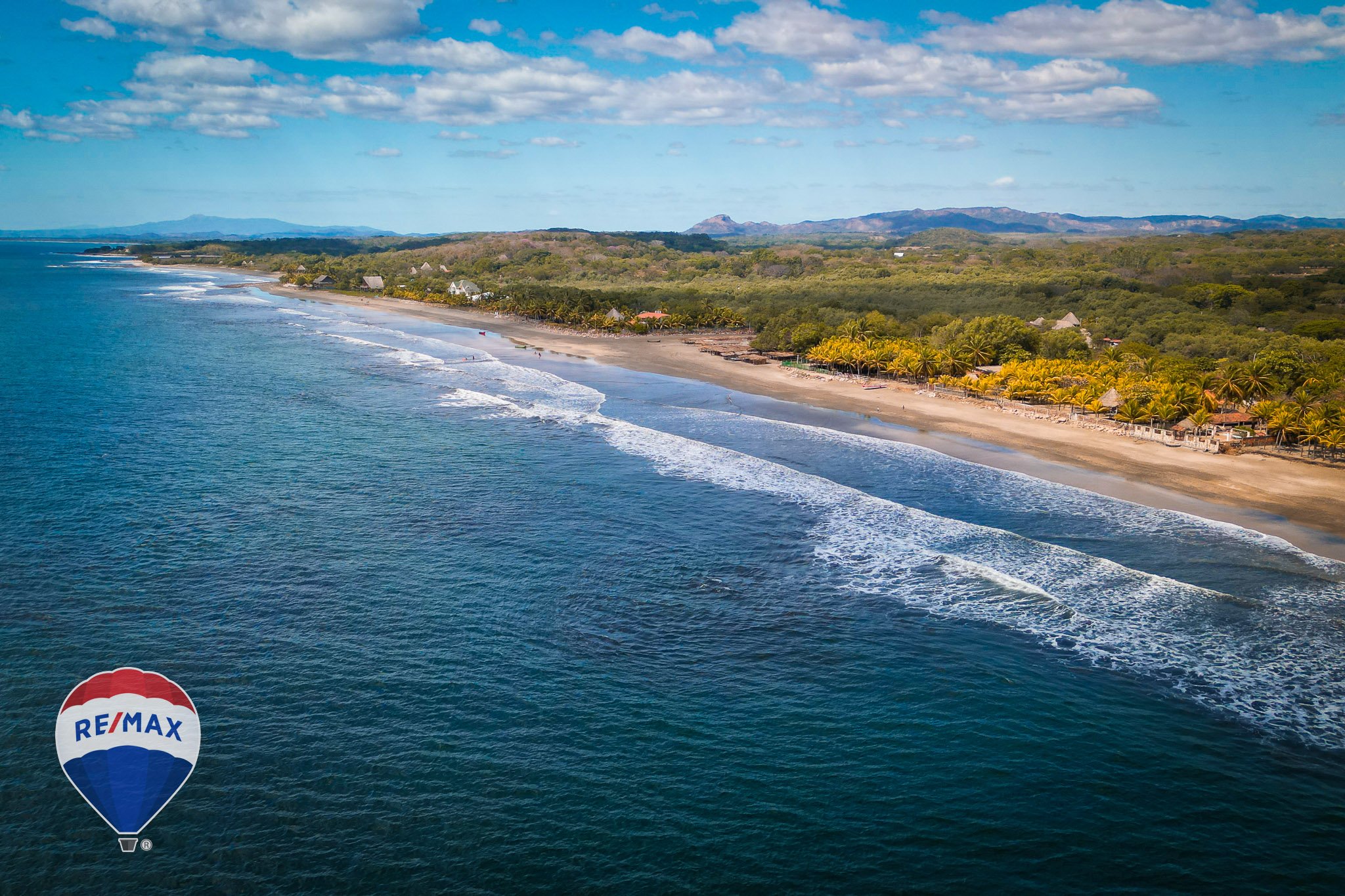 Aposentillo Surf Lot in a Residential Community - Image 17
