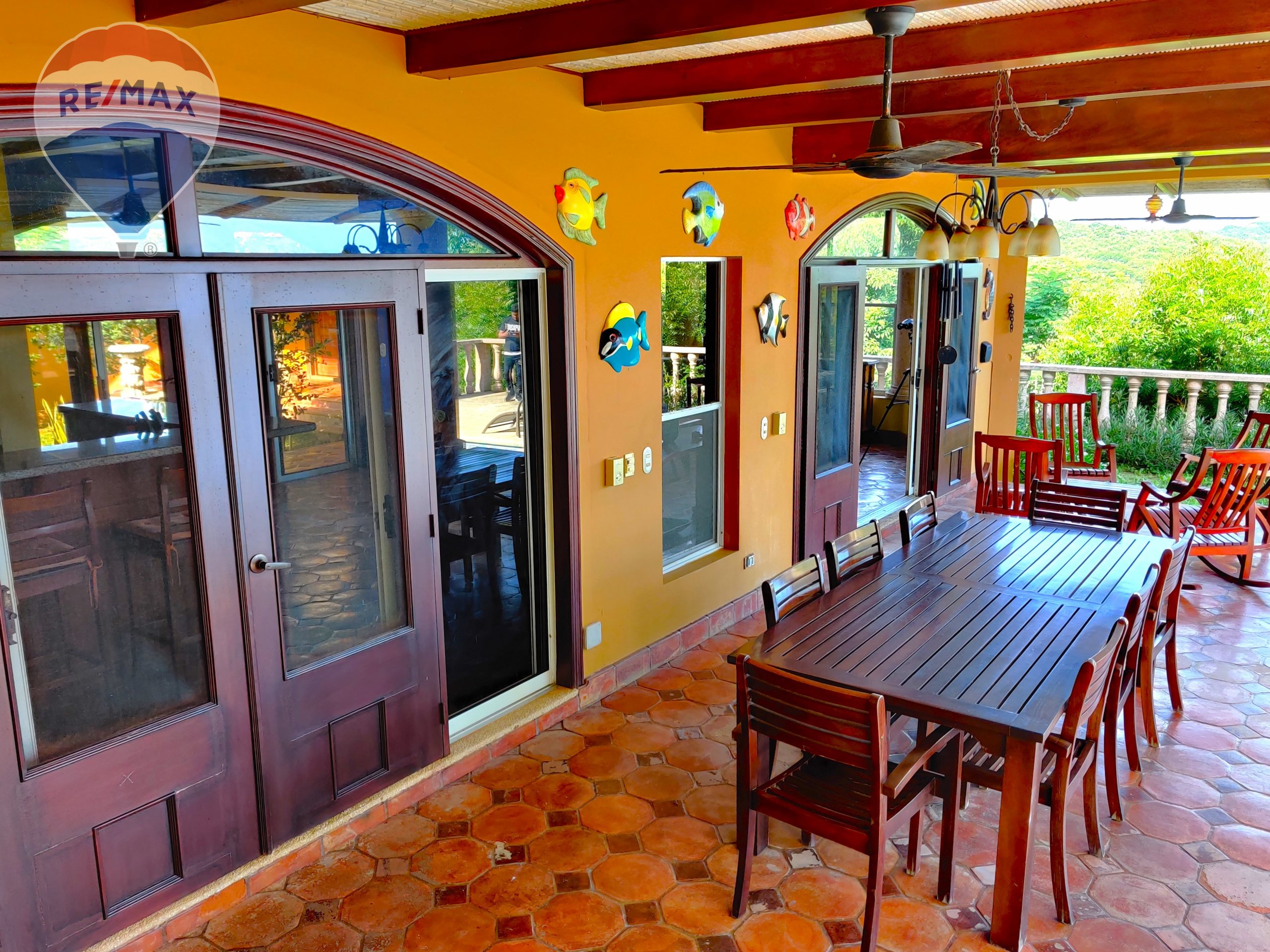 Stunning Beachfront Home - Image 19