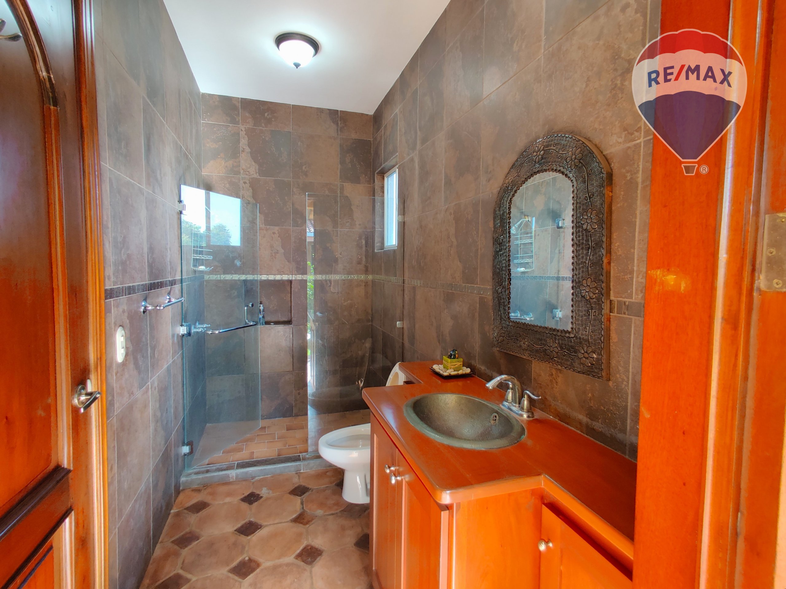 Stunning Beachfront Home - Image 25