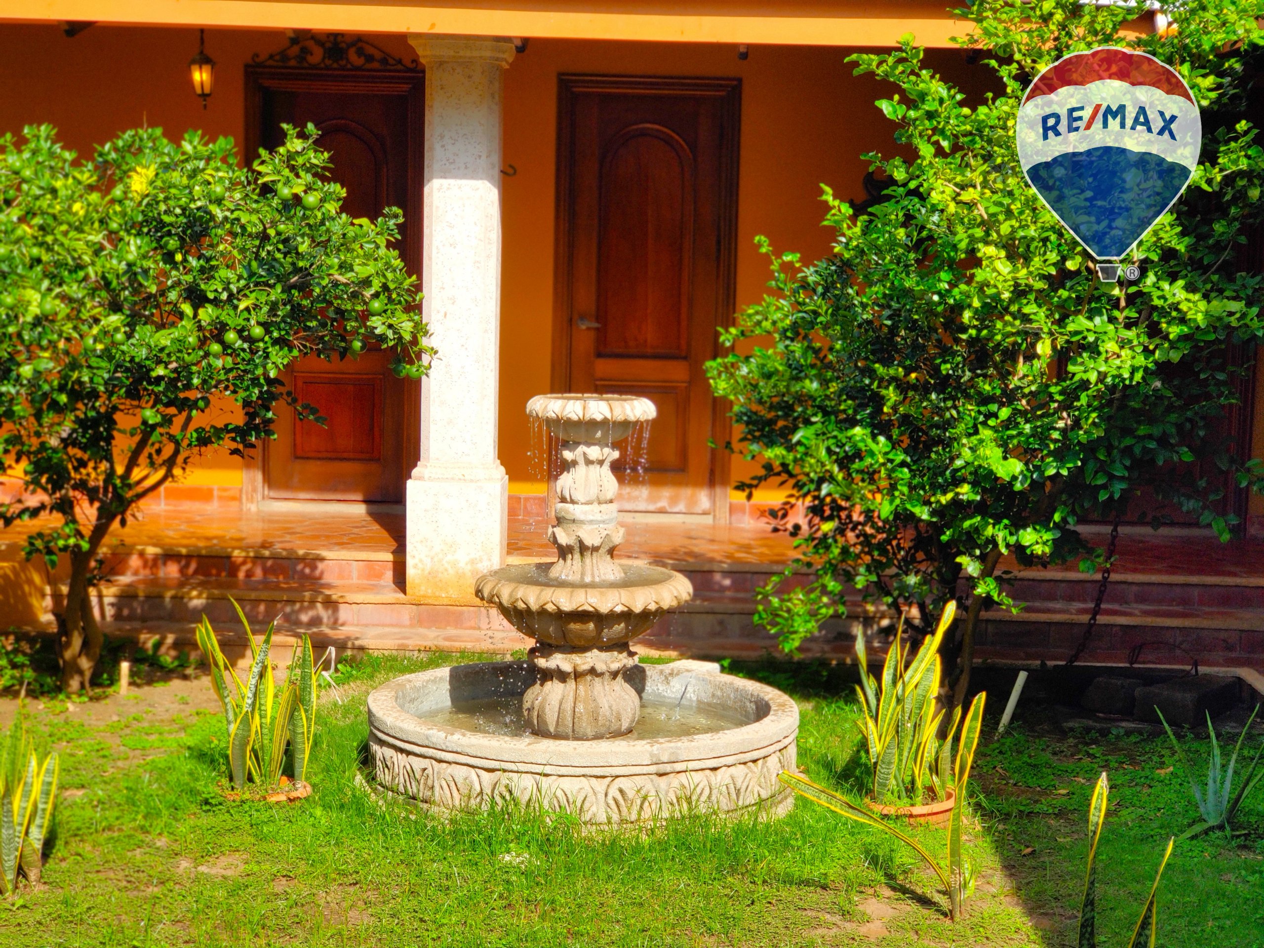 Stunning Beachfront Home - Image 5